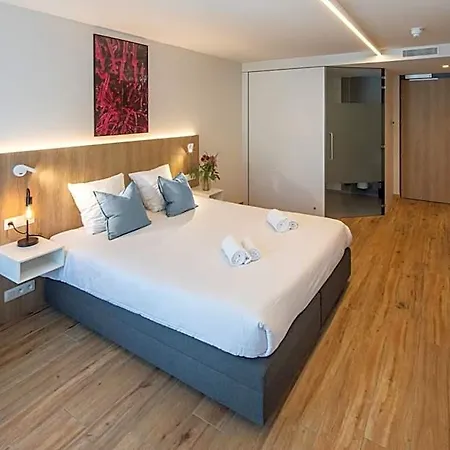Готель Den Briel 3*